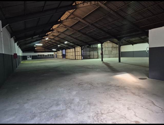 2,080M² WAREHOUSE TO LET IN BLACKHEATH INDUSTRIAL
