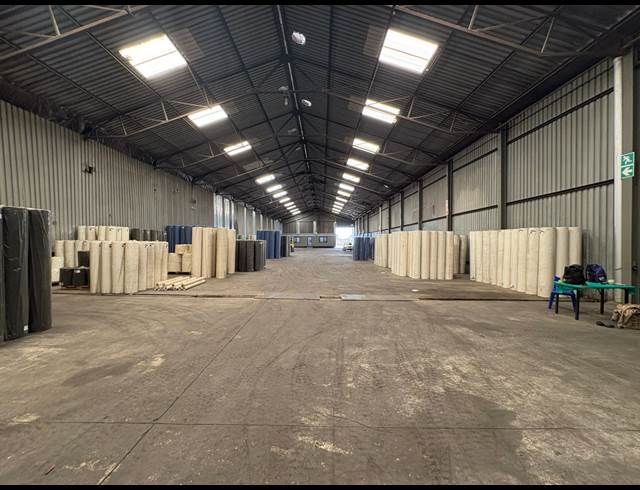 1,500M² WAREHOUSE TO LET IN GERMISTON SOUTH