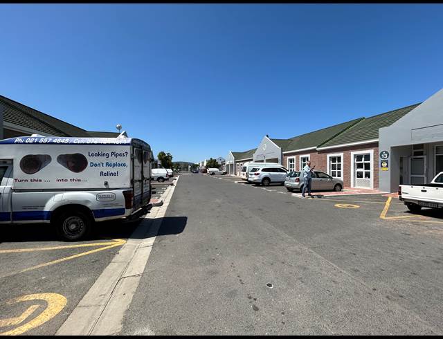 100M² BUSINESS CENTRE TO LET IN MARCONI BEAM INDUSTRIA