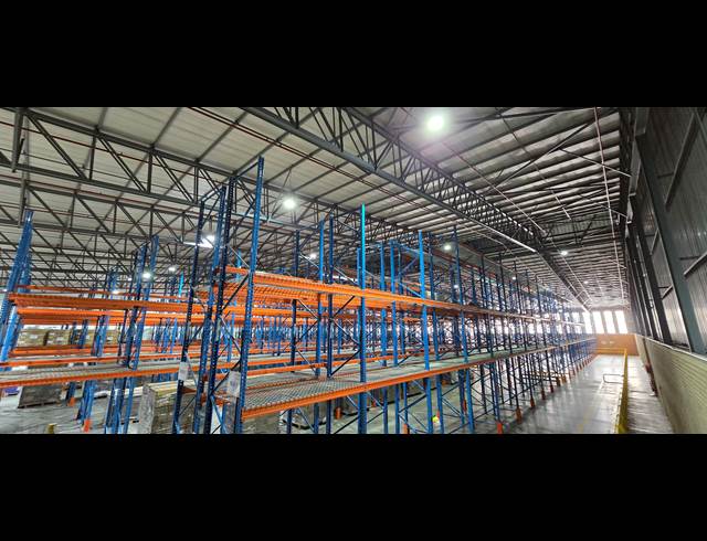 3,800M² WAREHOUSE TO LET IN NORTH RIDING