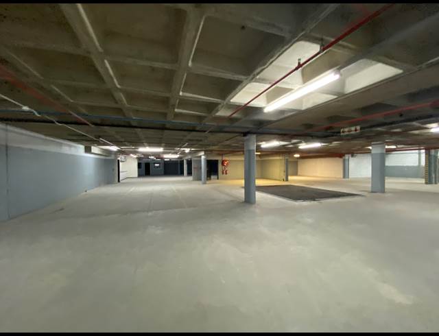2,019M² STORAGE UNIT TO LET IN CAPE TOWN CITY CENTRE