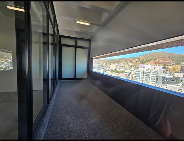 1,912M² OFFICE TO LET IN CAPE TOWN CITY CENTRE
