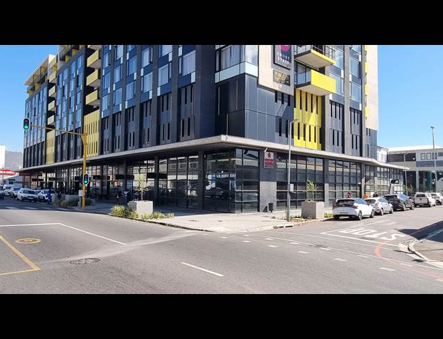 443M² RESTAURANT TO LET IN WOODSTOCK