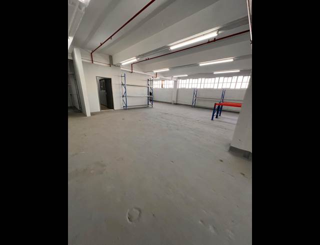 1,623M² WAREHOUSE TO LET IN CONGELLA