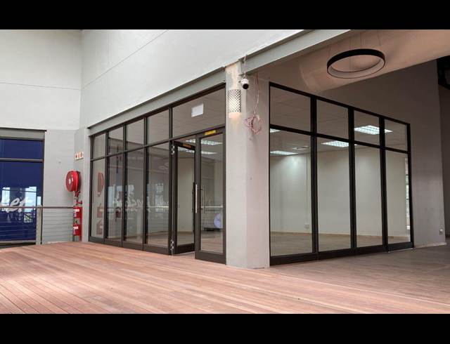67M² RETAIL TO LET IN ROYAL ASCOT