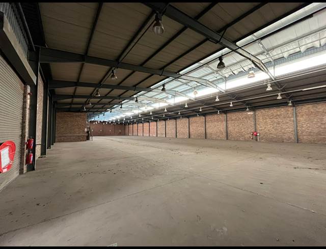 2,000M² WAREHOUSE TO LET IN BRAKPAN CENTRAL