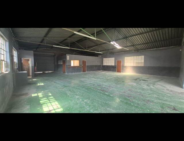 512M² WAREHOUSE TO LET IN ANDERBOLT