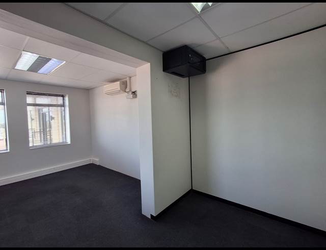 203M² OFFICE TO LET IN BEREA