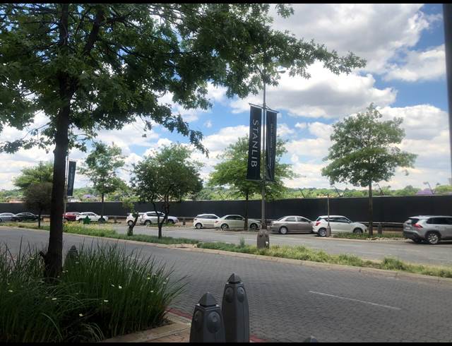 176M² OFFICE TO LET IN MELROSE ARCH