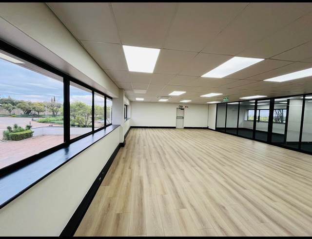340M² OFFICE TO LET IN HALFWAY HOUSE