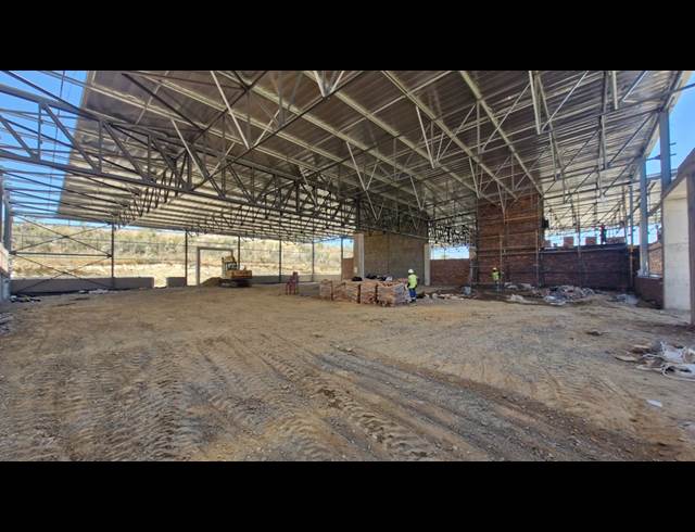 1,083.20M² WAREHOUSE TO LET IN CAPE FARMS