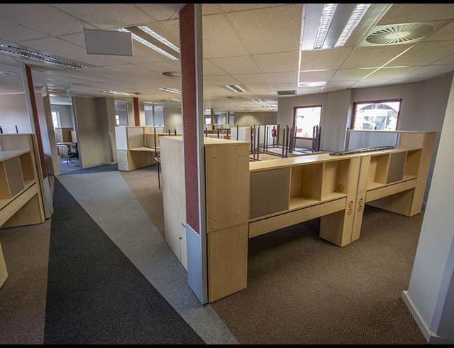 1,509M² OFFICE TO LET IN PARKTOWN
