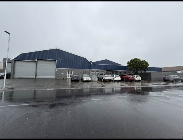3,170M² WAREHOUSE TO LET IN BRACKENFELL INDUSTRIAL