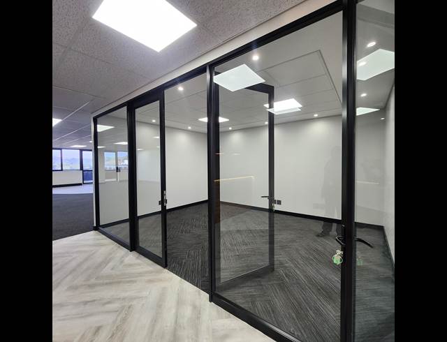 691M² OFFICE TO LET IN ROSEBANK