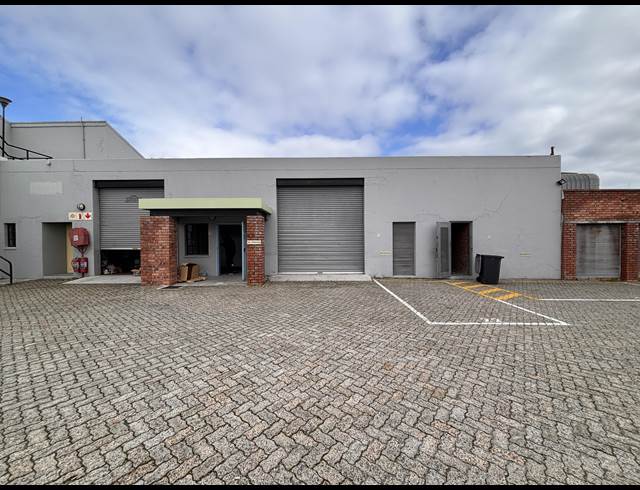 451M² WAREHOUSE TO LET IN MAITLAND