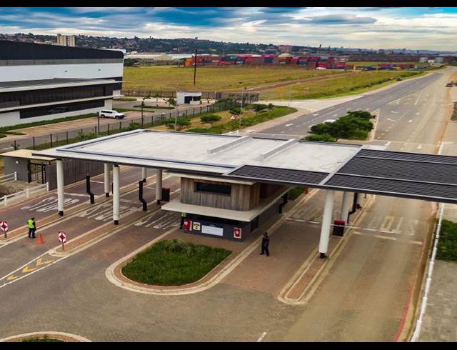 35,000M² WAREHOUSE TO LET IN CLAIRWOOD