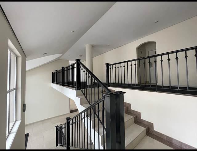 565M² OFFICE TO LET IN SANDTON CENTRAL