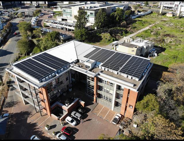 296M² OFFICE TO LET IN BRYANSTON