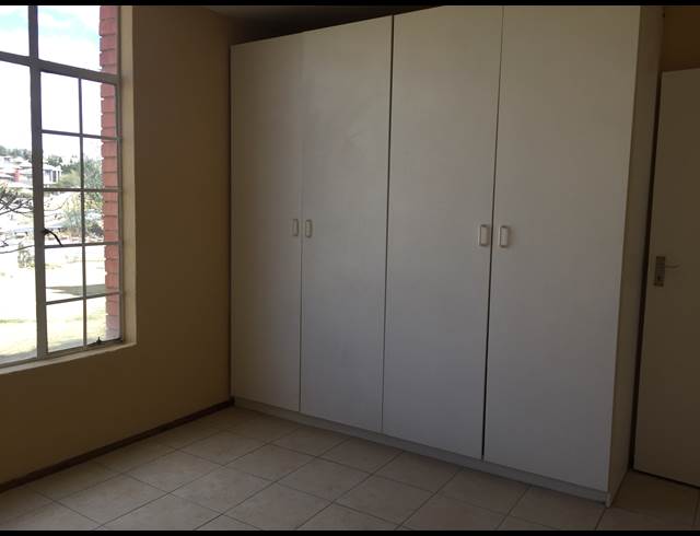 3 bed property to rent in KIMBULT AH