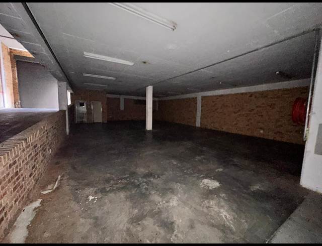 512M² WAREHOUSE TO LET IN ORMONDE