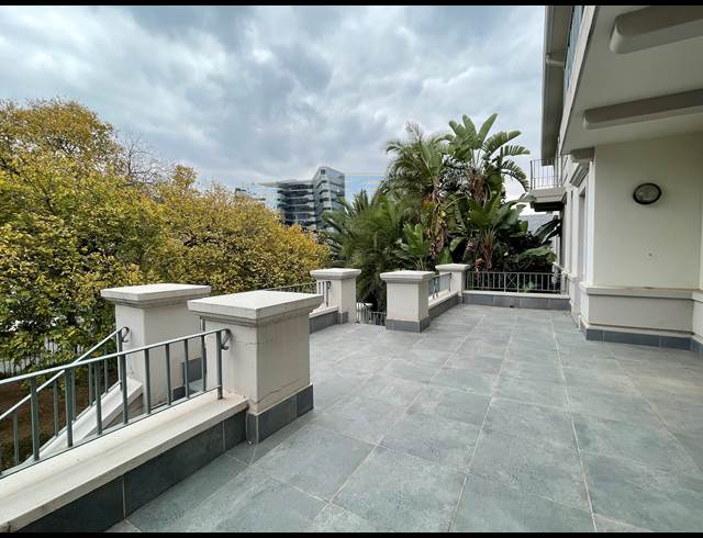 608M² OFFICE TO LET IN SANDTON CENTRAL