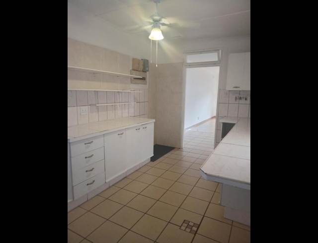 3 BEDROOM PROPERTY TO RENT IN ARBORETUM