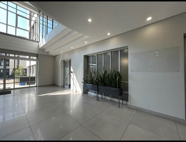 594M² OFFICE TO LET IN SANDTON CENTRAL