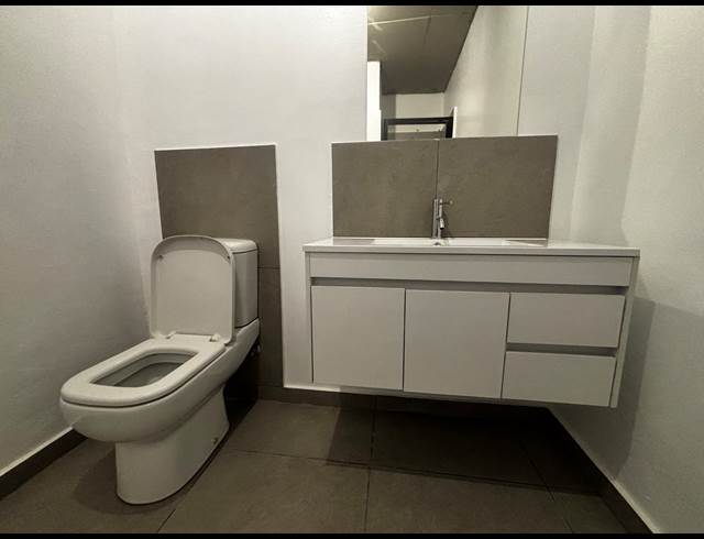 1 BEDROOM APARTMENT TO LET IN RIVONIA