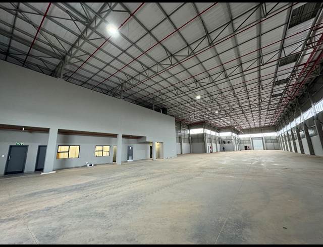 2,050M² WAREHOUSE TO LET IN JET PARK