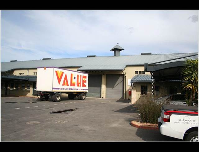 275M² FACTORY TO LET IN ATLAS GARDENS