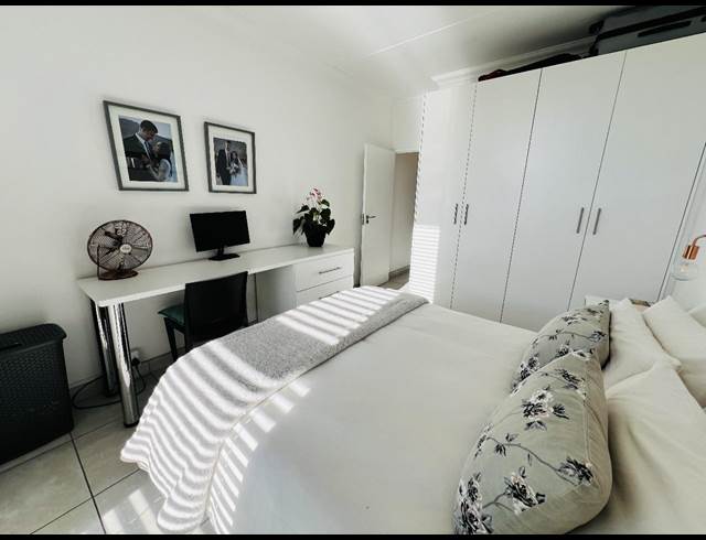 2 bed property to rent in BRACKENFELL NORTH