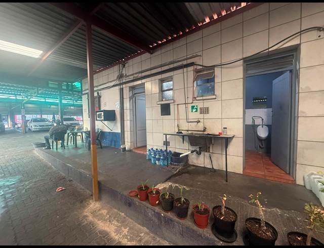 750M² WAREHOUSE TO LET IN DELAREY