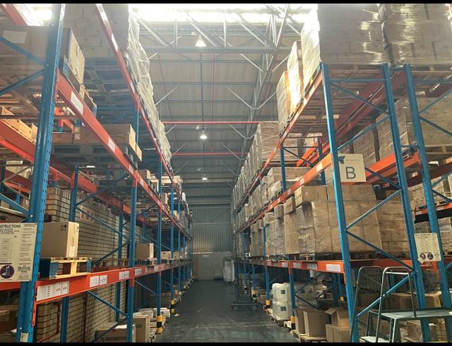 3,178M² WAREHOUSE TO LET IN MEADOWDALE