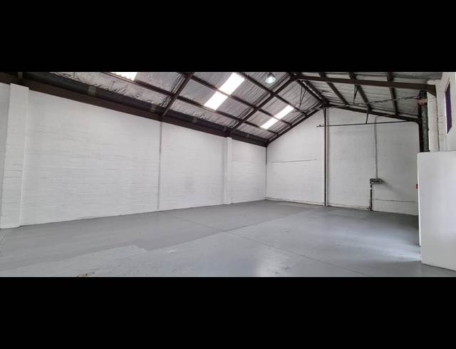 367M² WAREHOUSE TO LET IN AIRPORT INDUSTRIA