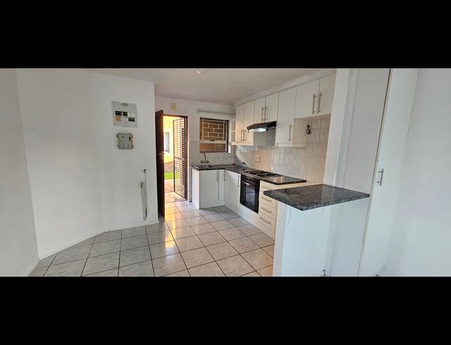 2 BEDROOM PROPERTY TO RENT IN OAKGLEN