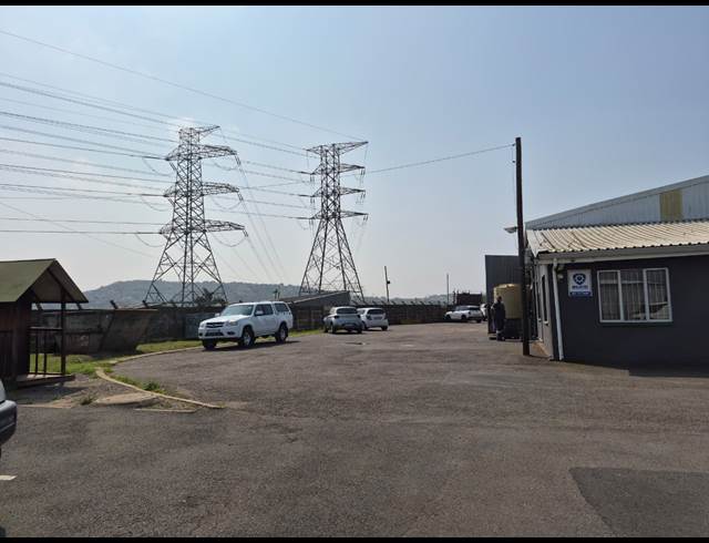 480M² WAREHOUSE TO LET IN GLEN ANIL