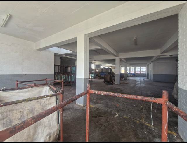 900M² WAREHOUSE TO LET IN BENROSE