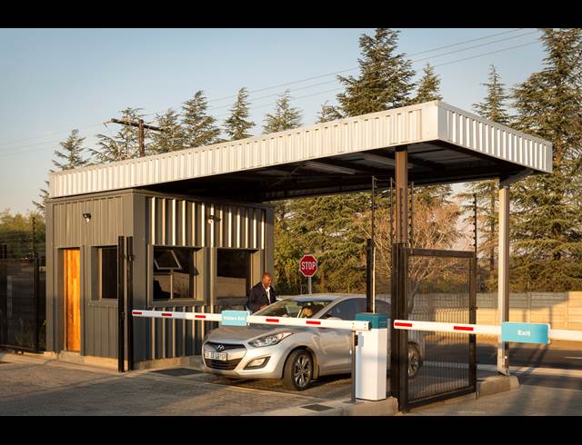 15M² BUSINESS CENTRE TO LET IN PRESIDENT PARK