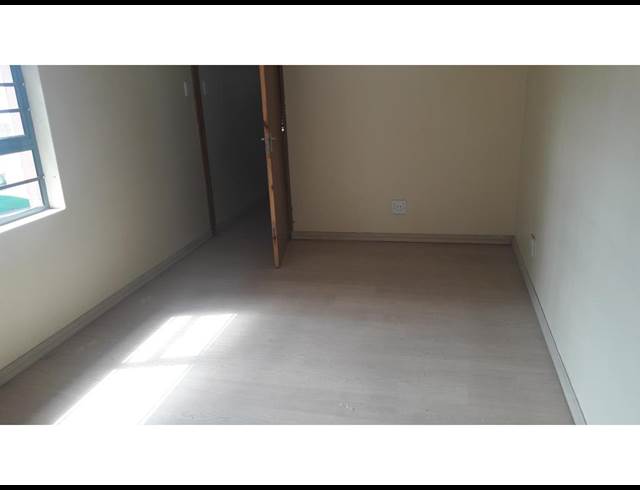 BUSINESS PROPERTY TO RENT IN ESTCOURT