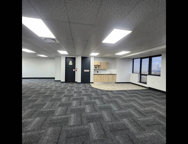 691M² OFFICE TO LET IN ROSEBANK