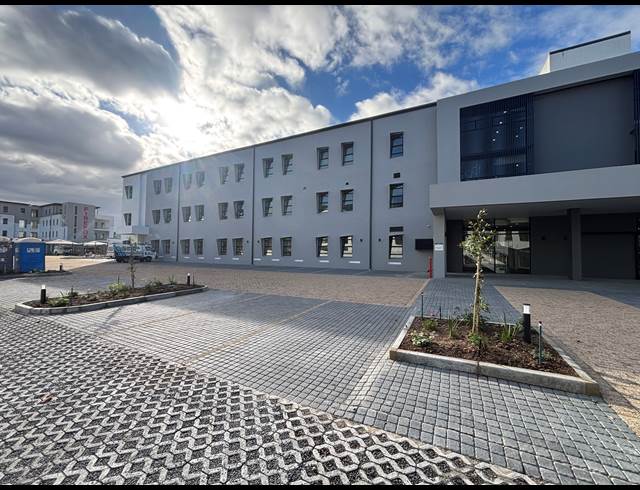 98M² OFFICE TO LET IN PAARDEVLEI