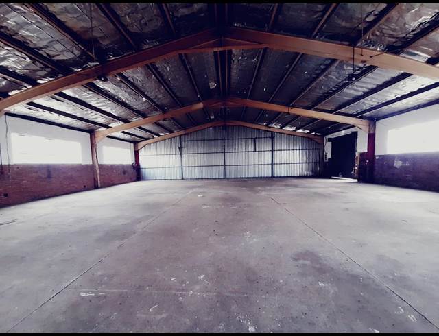 500M² WAREHOUSE TO LET IN WOODLANDS