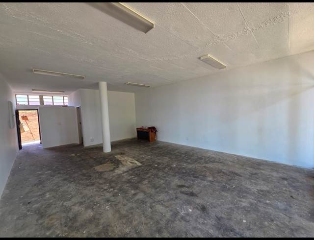 71M² RETAIL TO LET IN ANNLIN