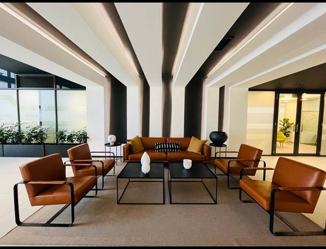345M² OFFICE TO LET IN VORNA VALLEY
