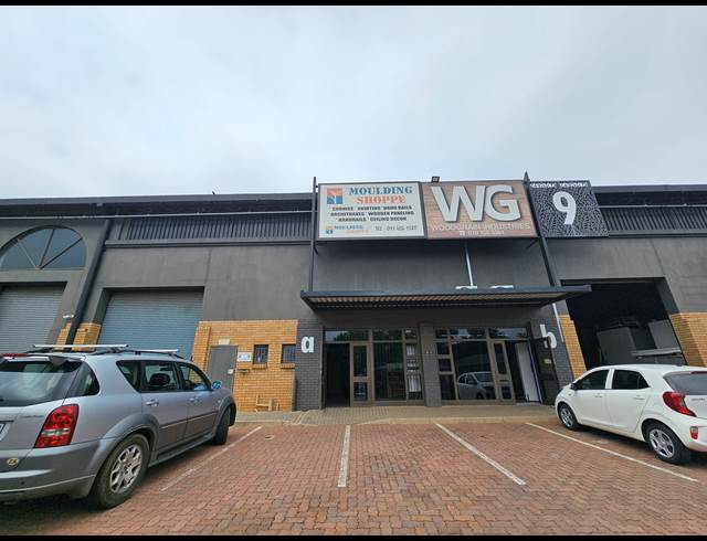 306M² WAREHOUSE TO LET IN MEADOWDALE