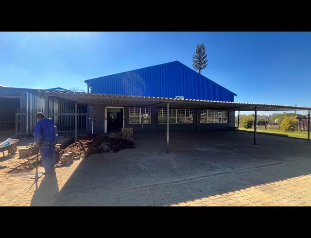 683M² WAREHOUSE TO LET IN SPARTAN