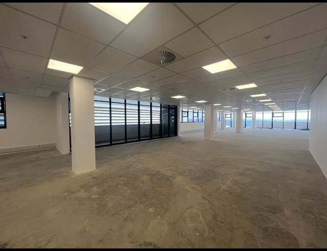 604M² OFFICE TO LET IN ILLOVO