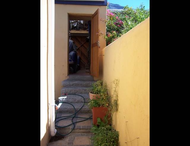 2 bed property to rent in WOODSTOCK