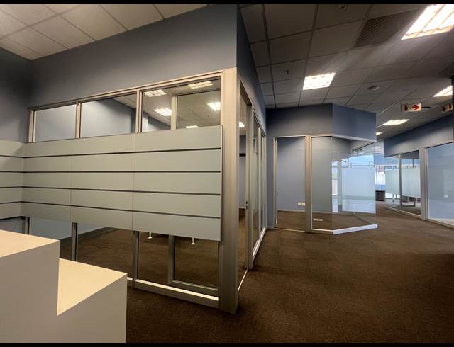 438M² OFFICE TO LET IN ROSEBANK