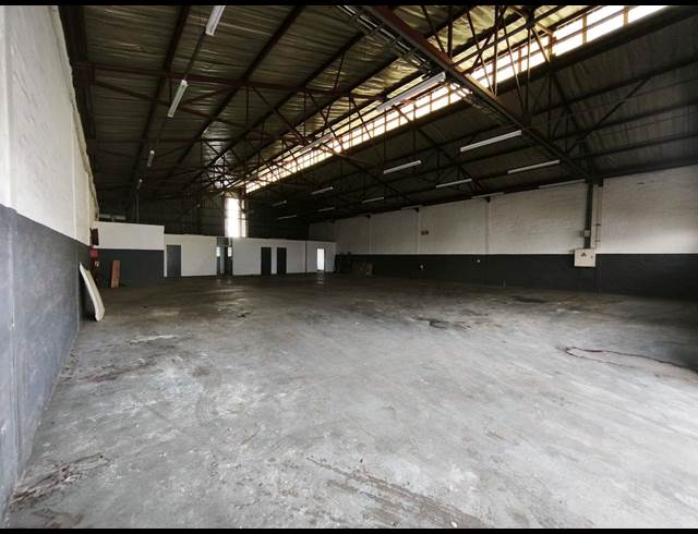 445M² WAREHOUSE TO LET IN ROBERTVILLE